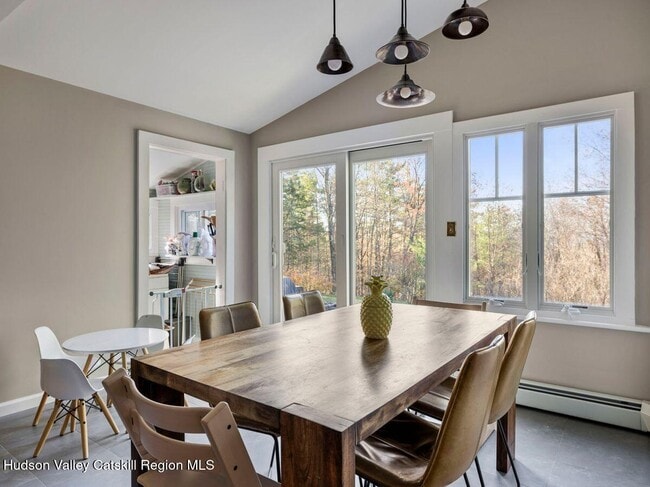 Building Photo - 20 Sherman Rd