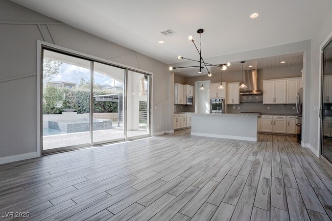 Building Photo - 367 Pollino Peaks St