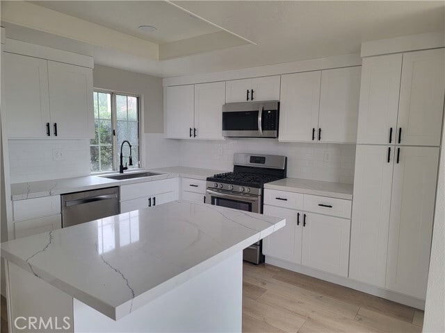 Primary Photo - 6053 E Hackamore Ln