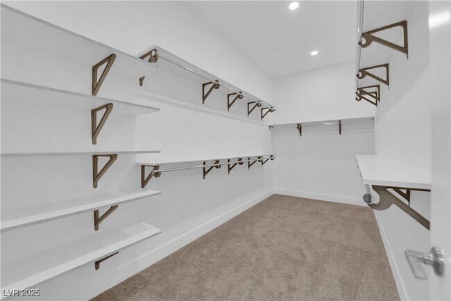Building Photo - 11049 Concord Vly Dr