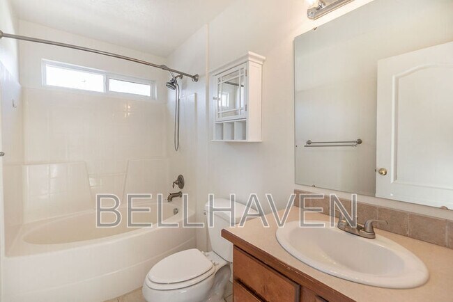 Building Photo - 9626 W Rustica Dr