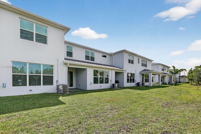 Building Photo - 3585 NW Solange Ct