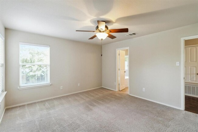 Building Photo - 1600 Sugarberry Ln