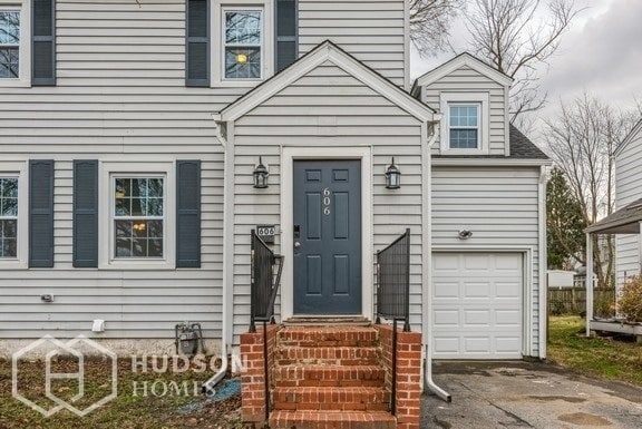Building Photo - 606 Boxwood Rd