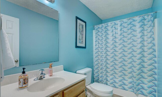 Building Photo - 9480 Huckabee Dr NE