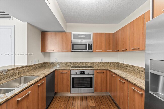 Building Photo - 9055 SW 73rd Ct