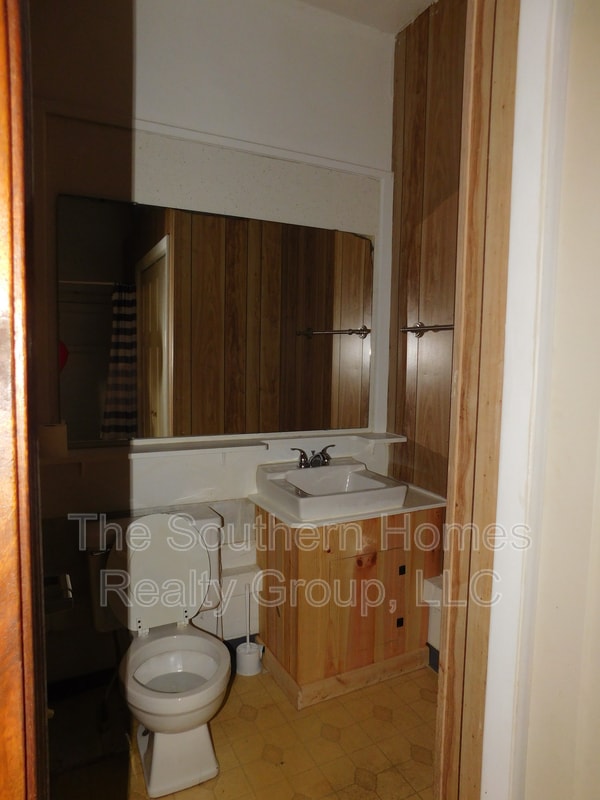 Building Photo - 2427 US-411