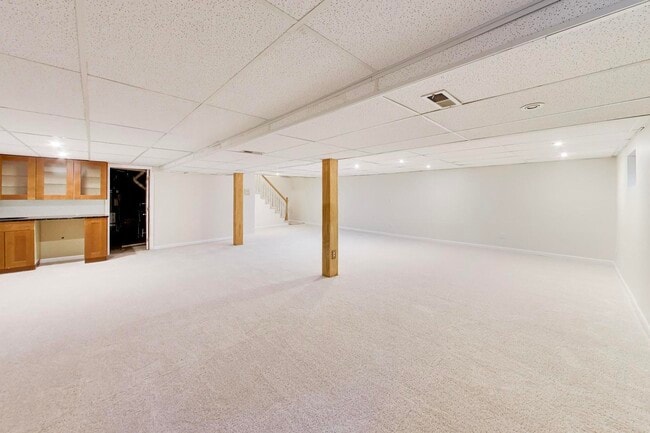 Building Photo - 1526 Carrol Ct