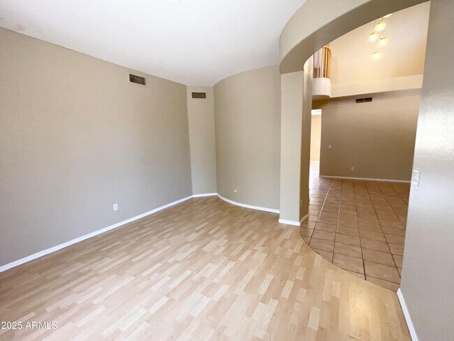 Building Photo - 7324 W Forest Grove Ave