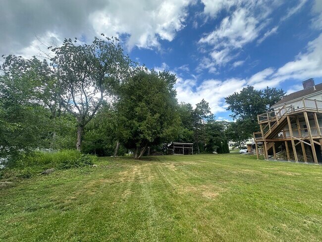 Building Photo - 363 Concord Rd