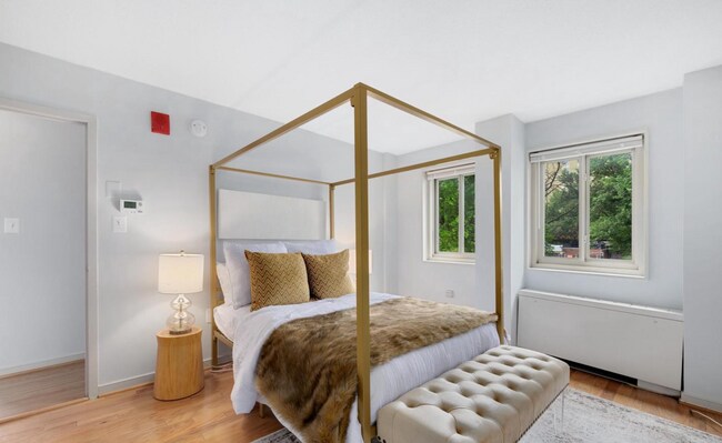 Building Photo - Beautiful Three-Bedroom Apartment In Tacom...