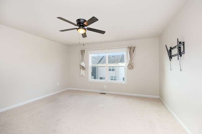 Building Photo - Upscale 2023 Build – EV Charger + Commuter...