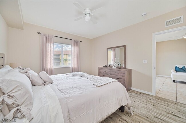 Building Photo - 10020 Maddox Ln