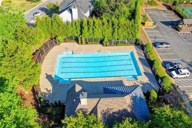 Building Photo - 6535 Ganton Dr