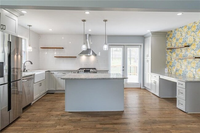 Building Photo - 1660 White Oak Way