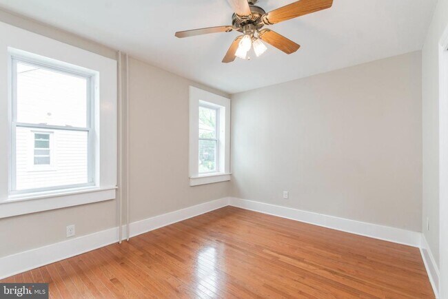 Building Photo - 169 S Harrison St