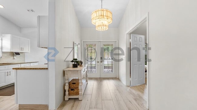 Building Photo - Unit N/A