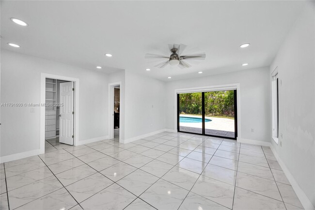 Building Photo - 1181 San Pedro Ave