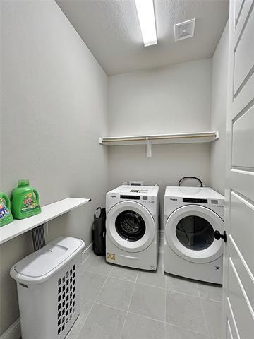 Building Photo - 1904 Shaila Dr