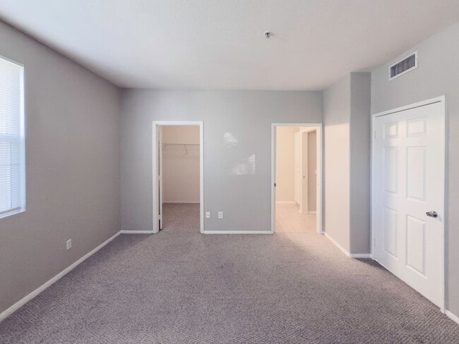 Building Photo - Condo in South Temecula