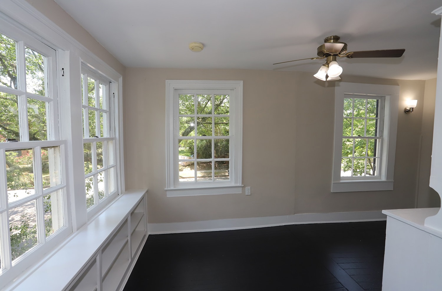 Building Photo - 119 Griffin Ave