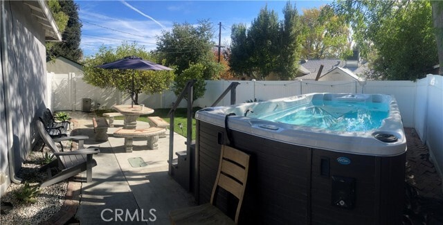 Building Photo - 123 W Green St