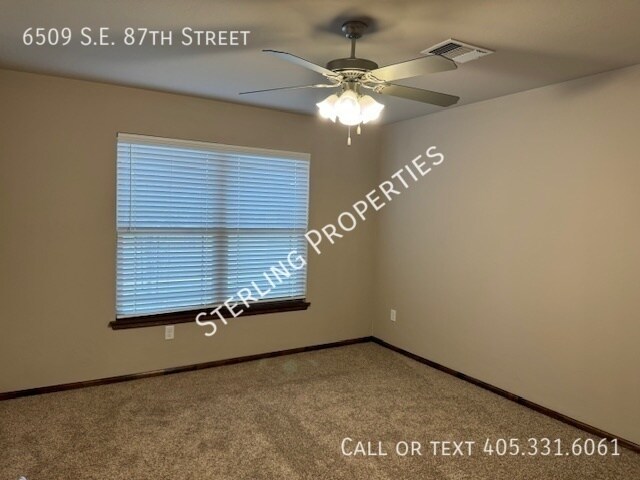 Building Photo - 6509 SE 87th St