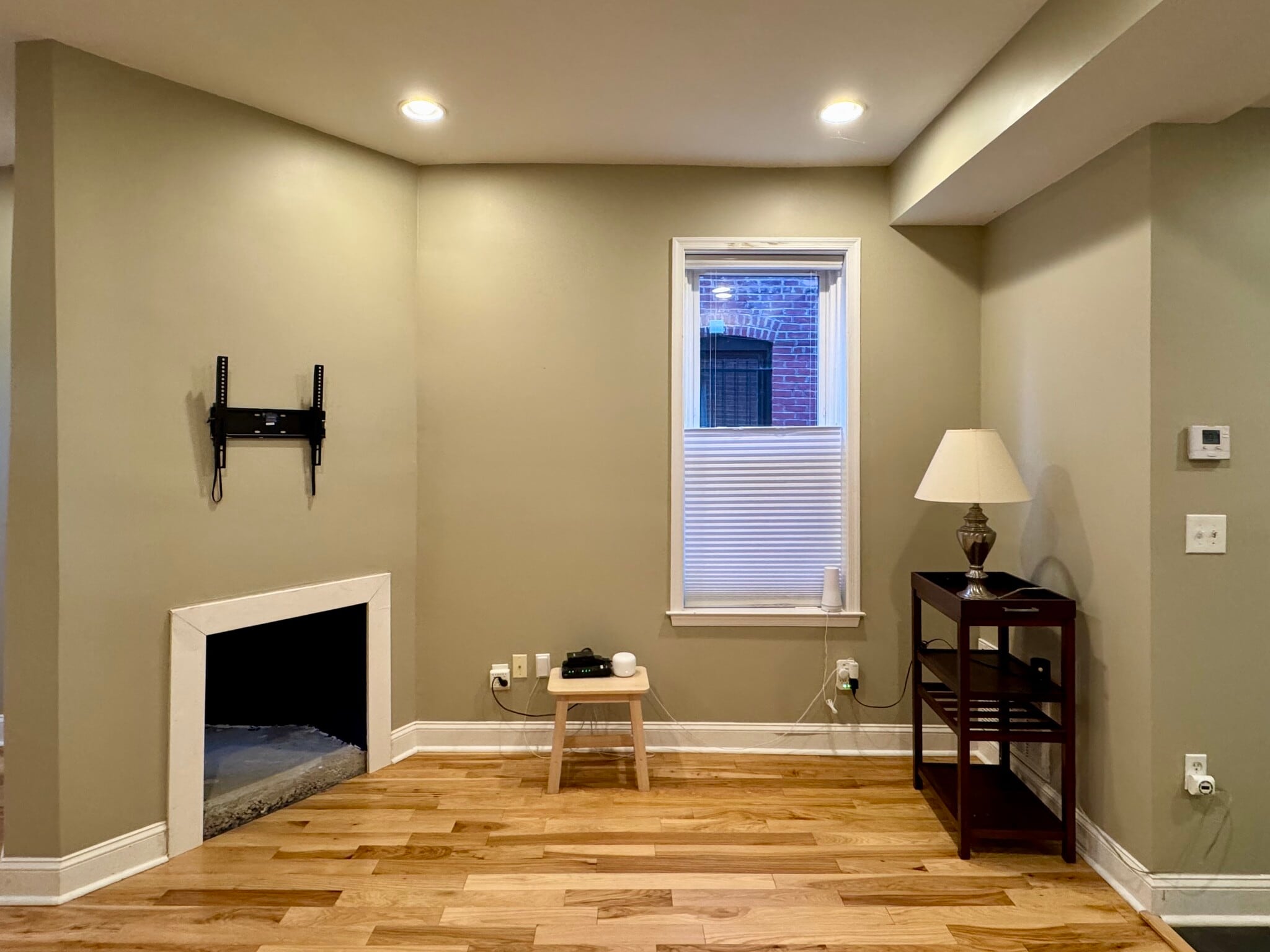 Middle room - 2103 13th St SE