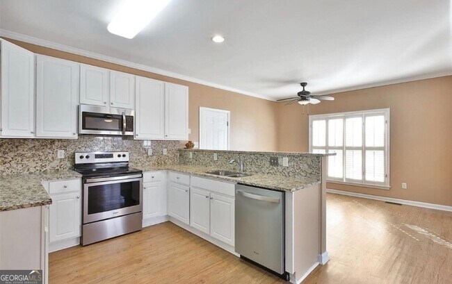 Building Photo - 504 Hollen Ct