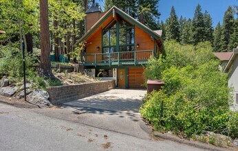 Building Photo - Remodeled Mountain Style Home