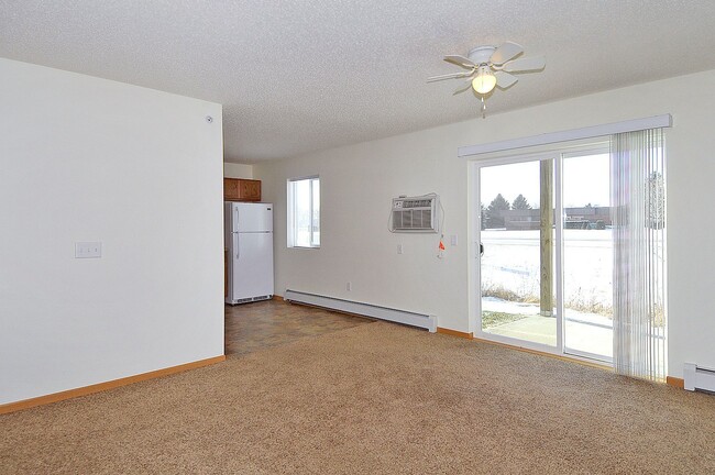 Building Photo - Park Place Apartments 2 Bedroom - 1 Bath