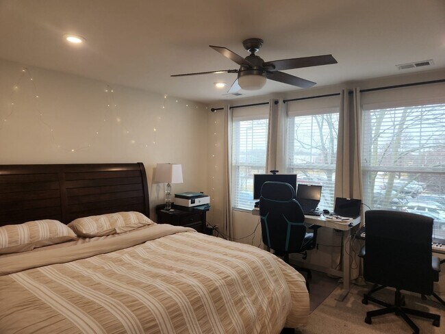 Building Photo - 529 Wolverine Dr