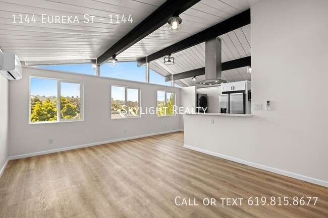 Building Photo - 1144 Eureka St