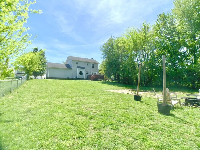 Building Photo - 873 Gordon Pl