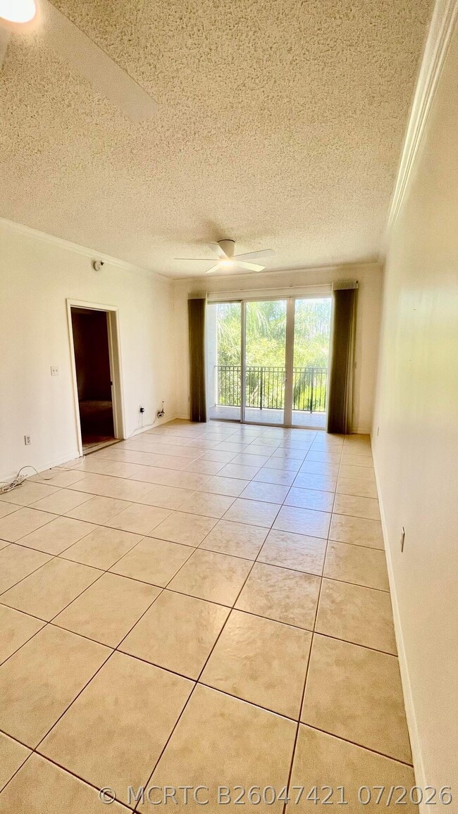 Building Photo - 26 Royal Palm Way