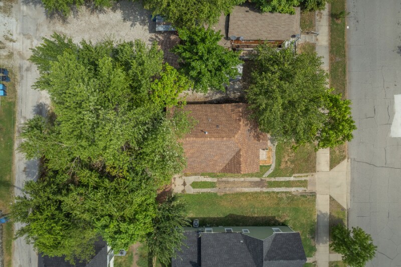 Building Photo - 2118 S Jackson Ave