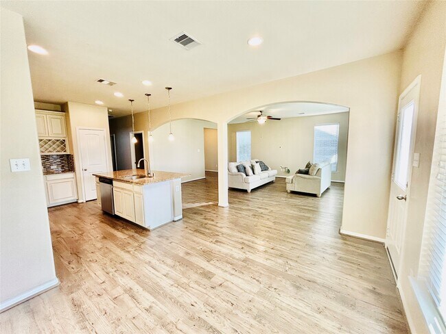 Building Photo - 20618 Sweetstone Grove Ln
