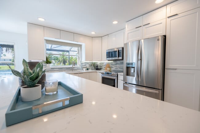 Building Photo - 18004 SW 20th St