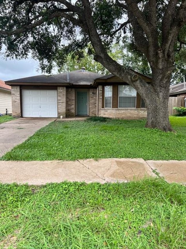 Building Photo - 4409 Rattan Ave