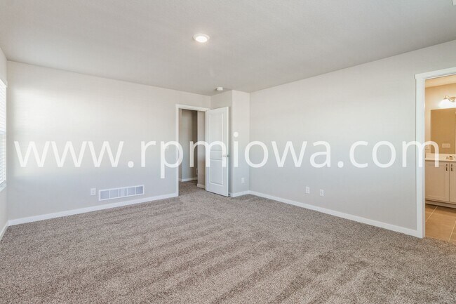 Building Photo - PRAIRIE TRAIL HOME!! 4 Bedroom, 3 Bathroom in Ankeny