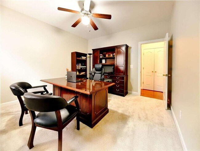 Building Photo - 3420 Gables Ct