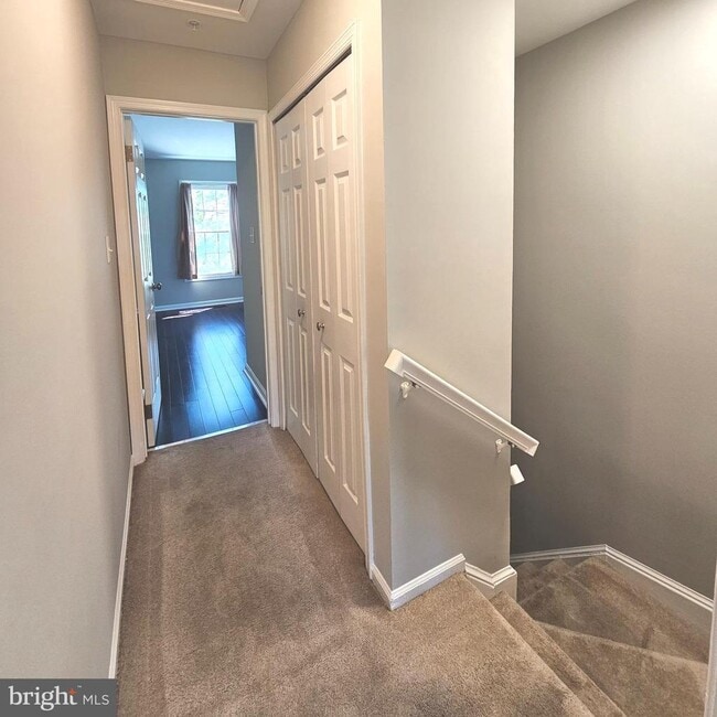 Building Photo - 7805 Sabre Ct