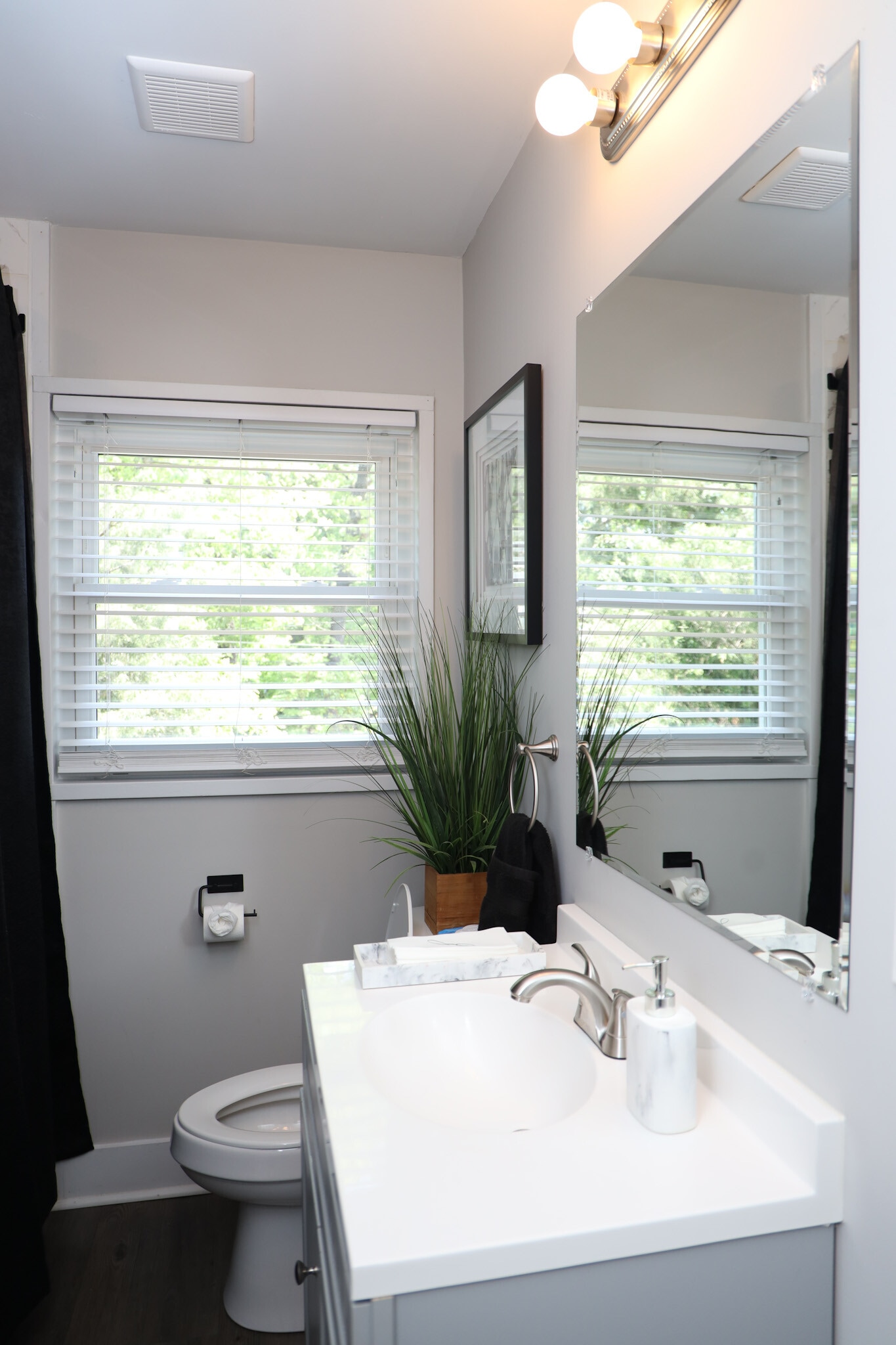 Guest Bathroom - 1617 27th St N