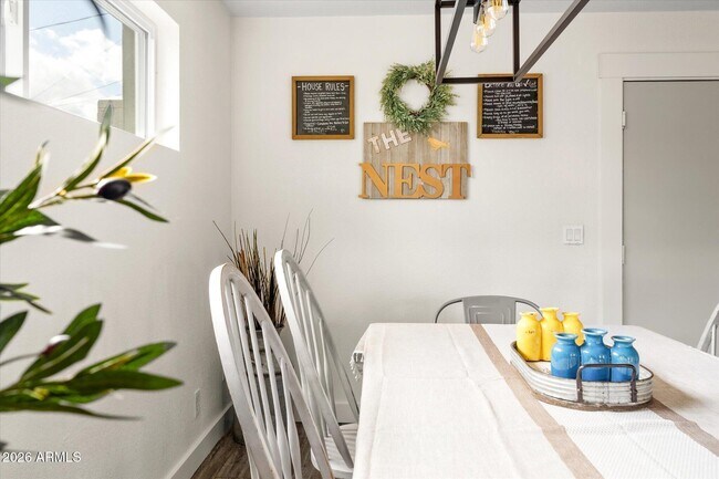 Building Photo - 423 N 73rd Pl