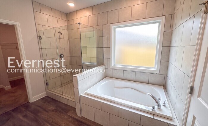 Building Photo - 169 Fall Mdw Dr