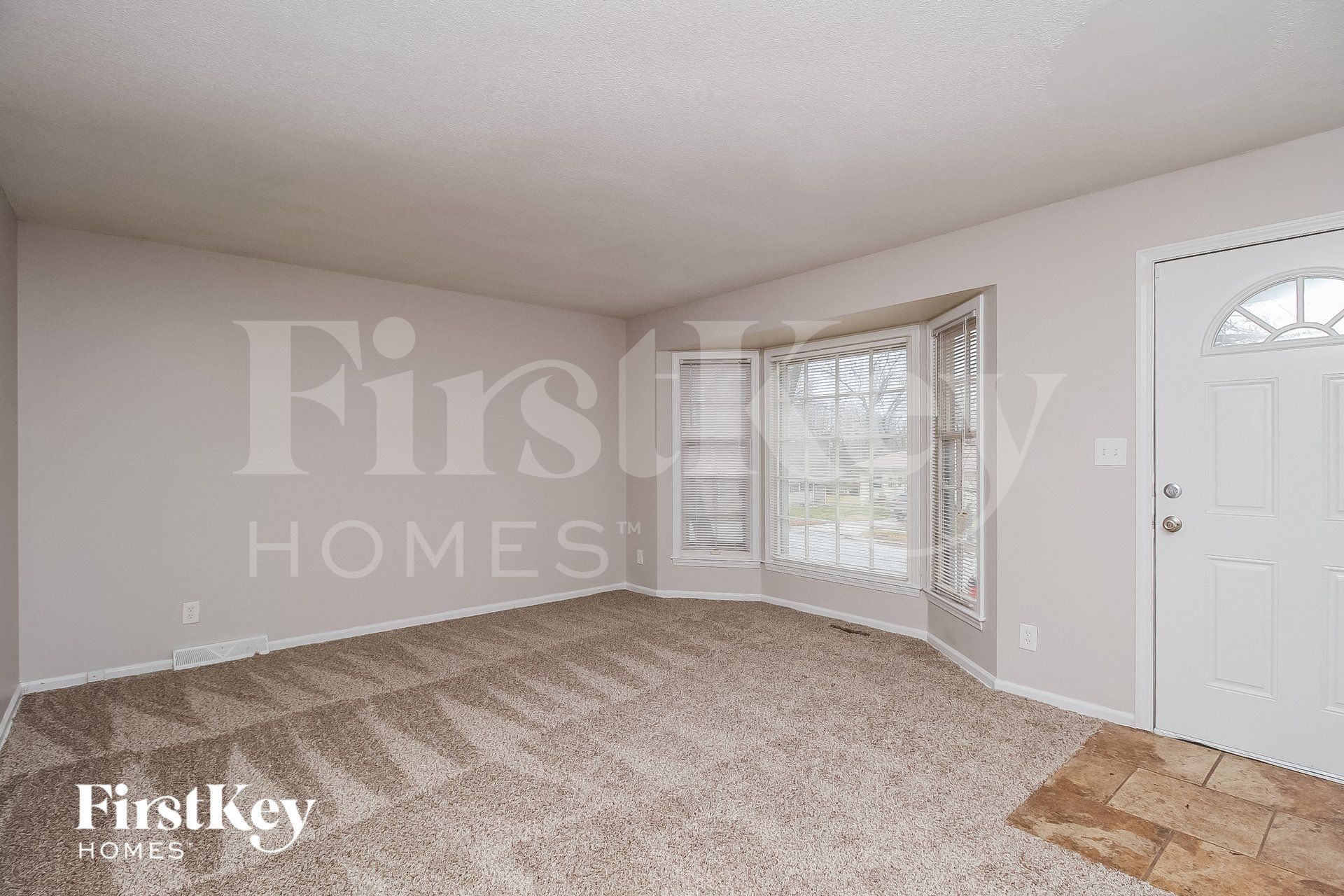 Building Photo - 9214 Farley Ave