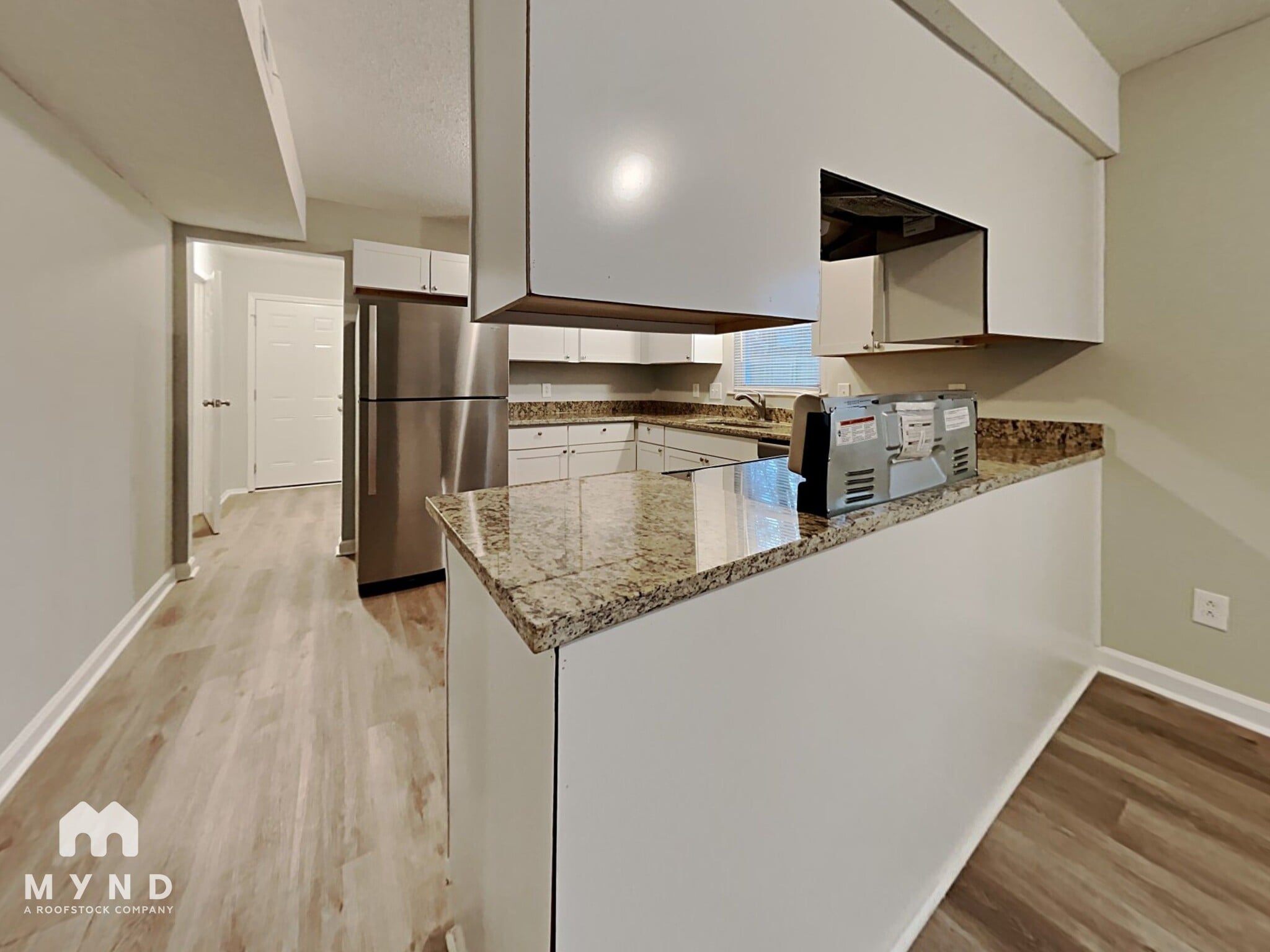 Building Photo - 6301 Ivory Palm Dr