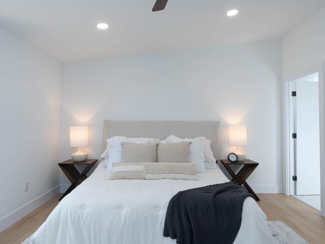 Building Photo - Brand New Construction 3/2  Canal Front Home for Rent in North Port