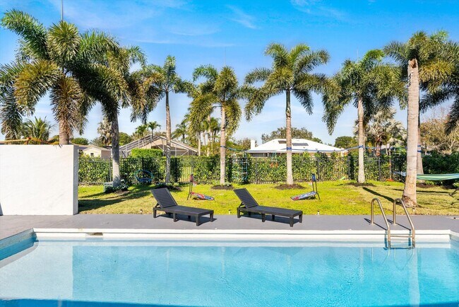 Building Photo - 11647 Anhinga Dr