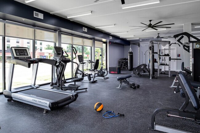 Building Photo - 2548 SW 13th St